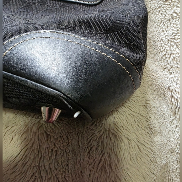 Coach Black and Gray Shoulder Bag - Picture 4 of 8